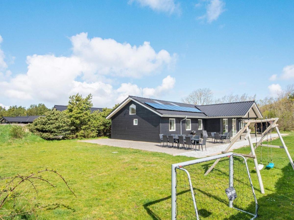 16 Person Holiday Home In R M Romo Kirkeby Exterior photo